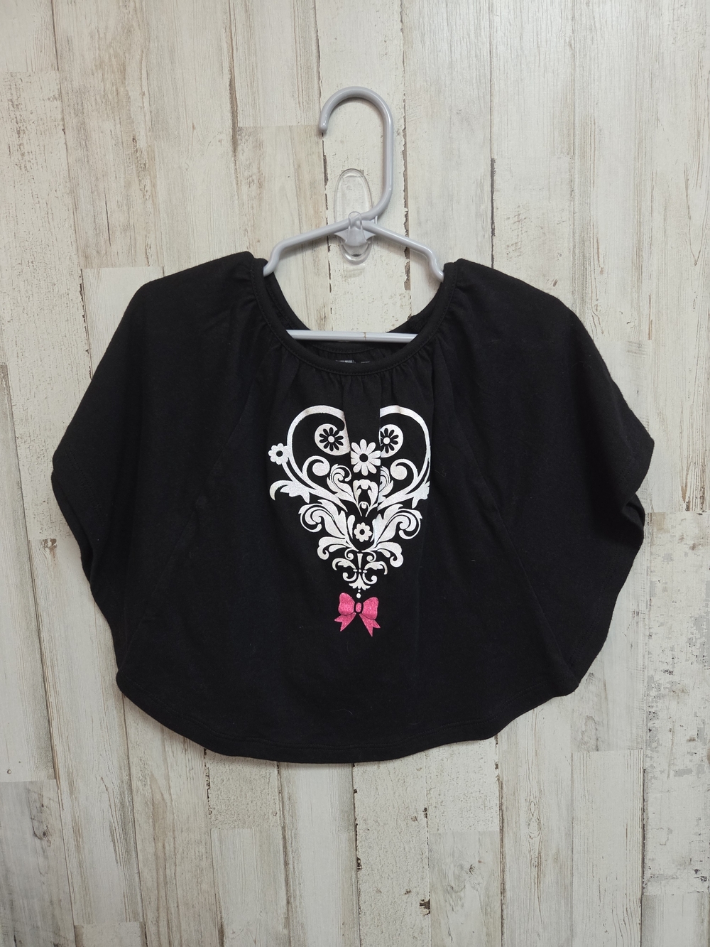 💝 Black Heart Graphic Batwing Top with Pink Bow 18M